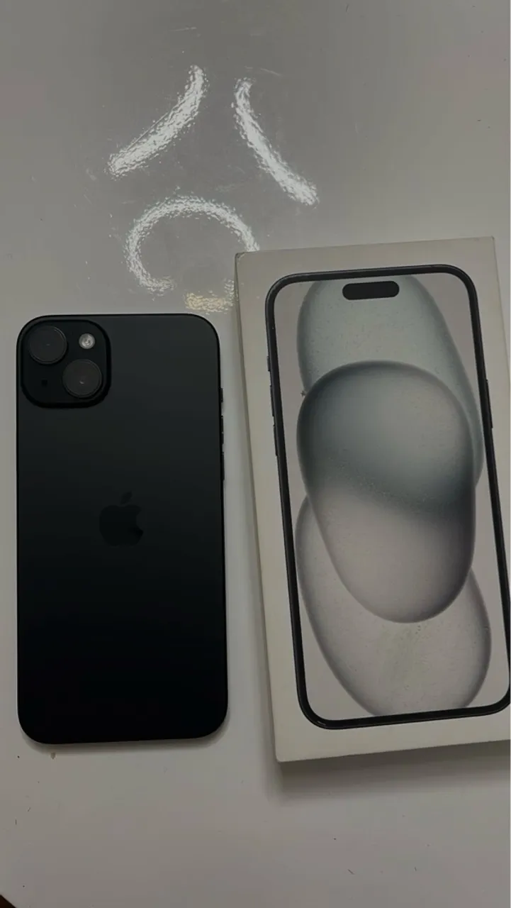 iPhone 15 Plus Preto Seminovo
