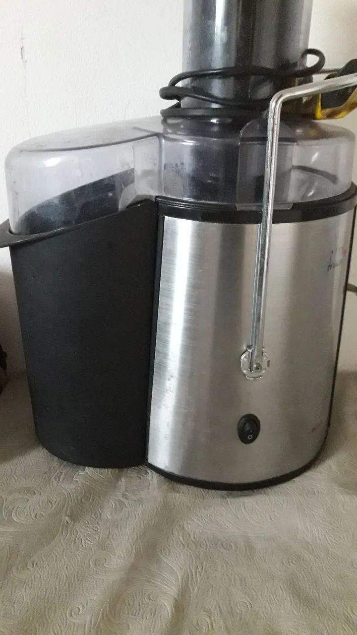 Extrator de Suco Elétrico - Ótimo estado!