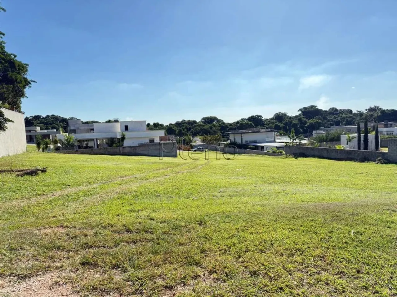 Terreno à venda no Condomínio Terras de Santa Teresa em Vinhedo/SP!