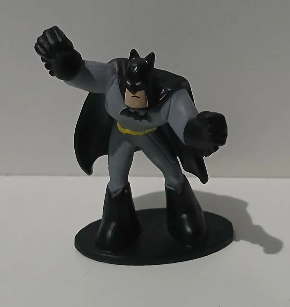 BONECO MINIATURA BATMAN DC COMICS