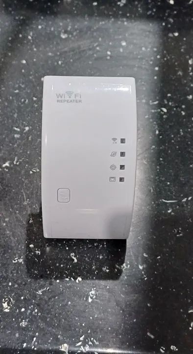 Repetidor de sinal wifi e amplificador, usado