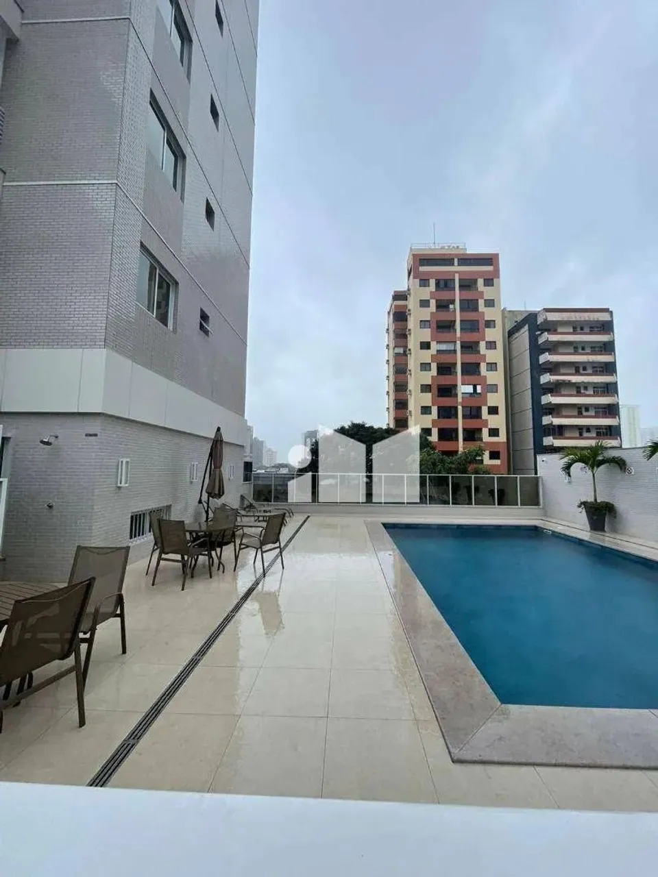 Apartamento com 3 dormitórios para alugar, 100 m² por R$ 9.218,00/mês - Santa Lúcia - Vitó