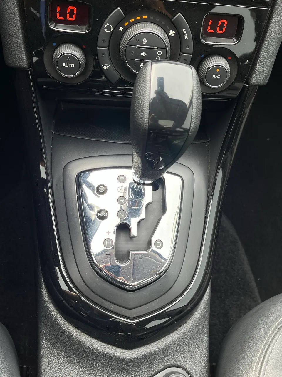 Peugeot 408 Sedan Griffe 1.6 TB Flex 16V 4P Aut. 2019 - Foto 14