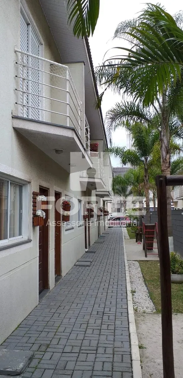 Casa em Mogi das Cruzes em Condomínio fechado