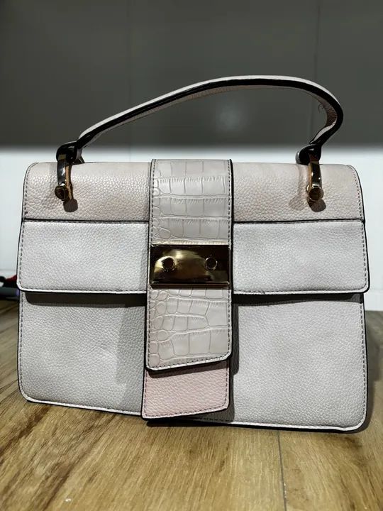 Bolsa feminina novíssima modelo smartbag