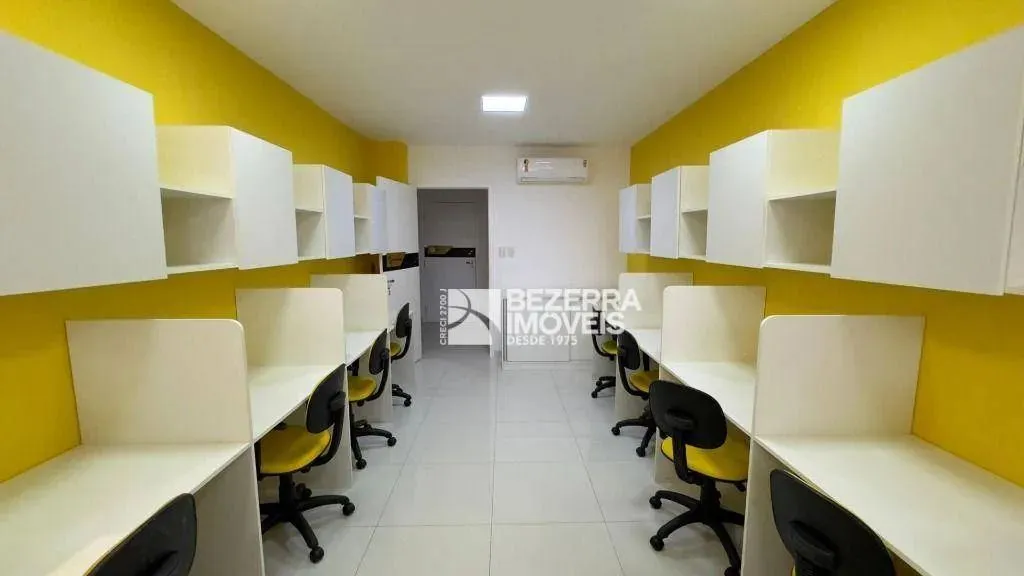 Sala para alugar, 18 m² por R$ 3.686/mês - Candelária - Natal/RN