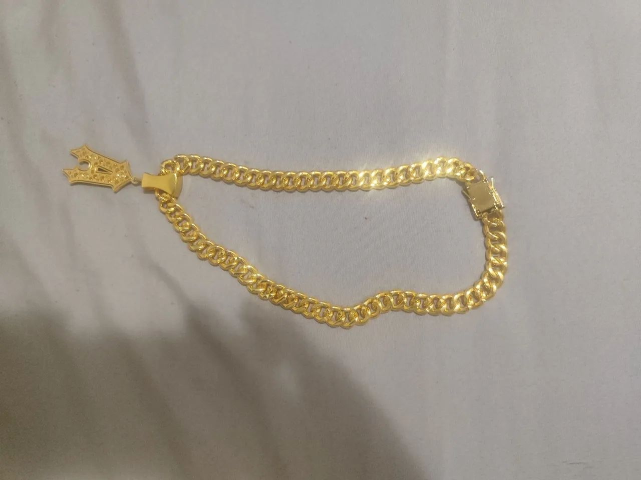 Corrente Cubana Cravejada com Pingente de Letra Personalizada - Foto 2