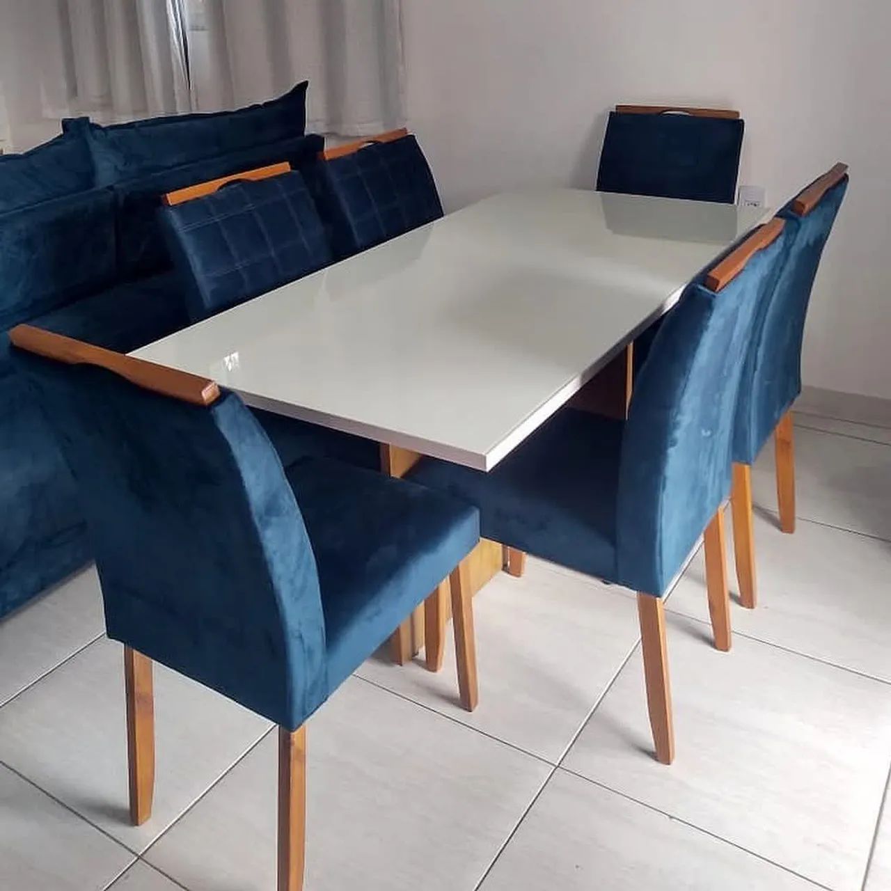 Conjunto de Mesa de Jantar com 6Cadeiras Elegantes - Foto 3