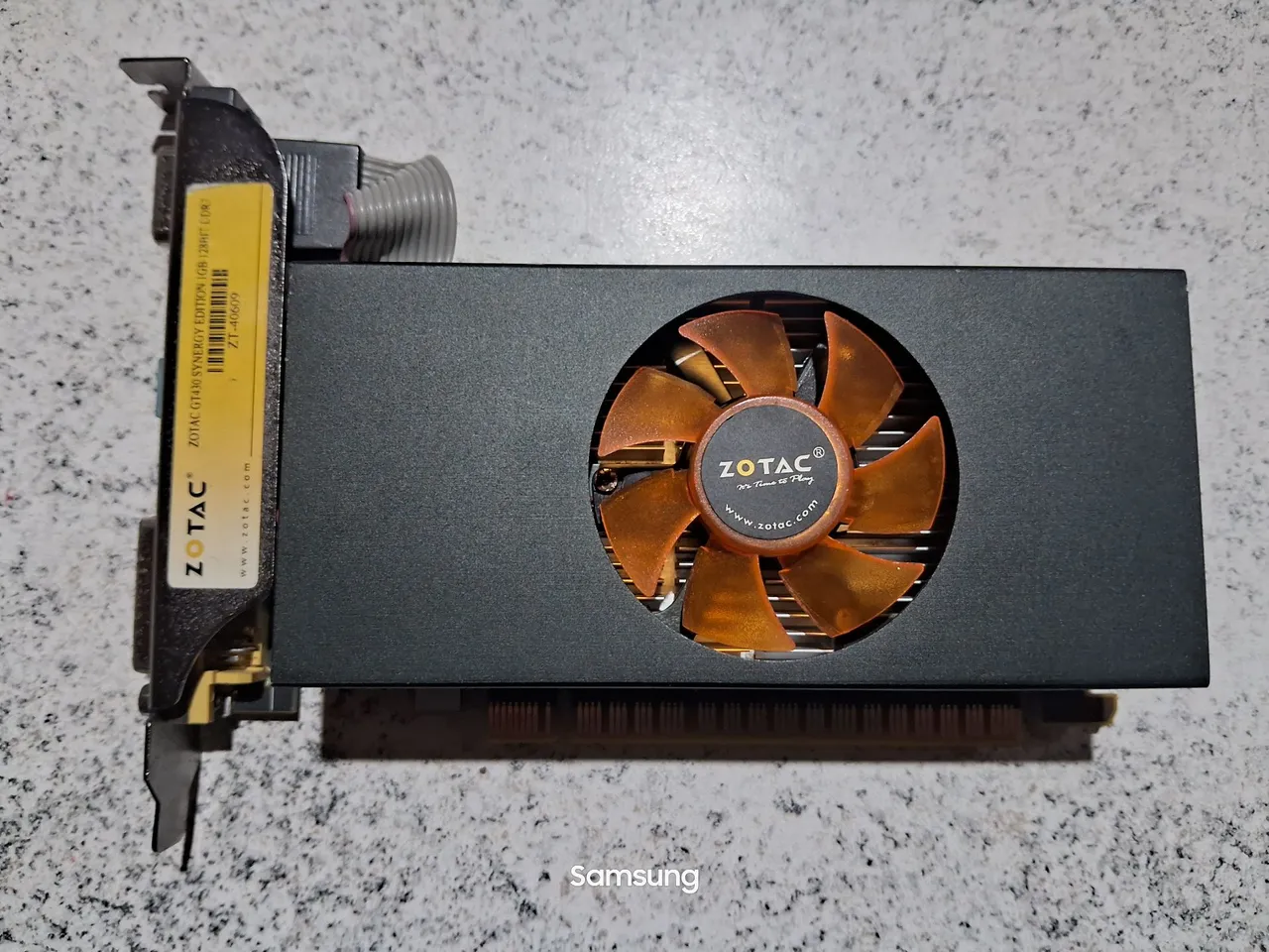 Placa de Vídeo GT 430 Synergy Edition