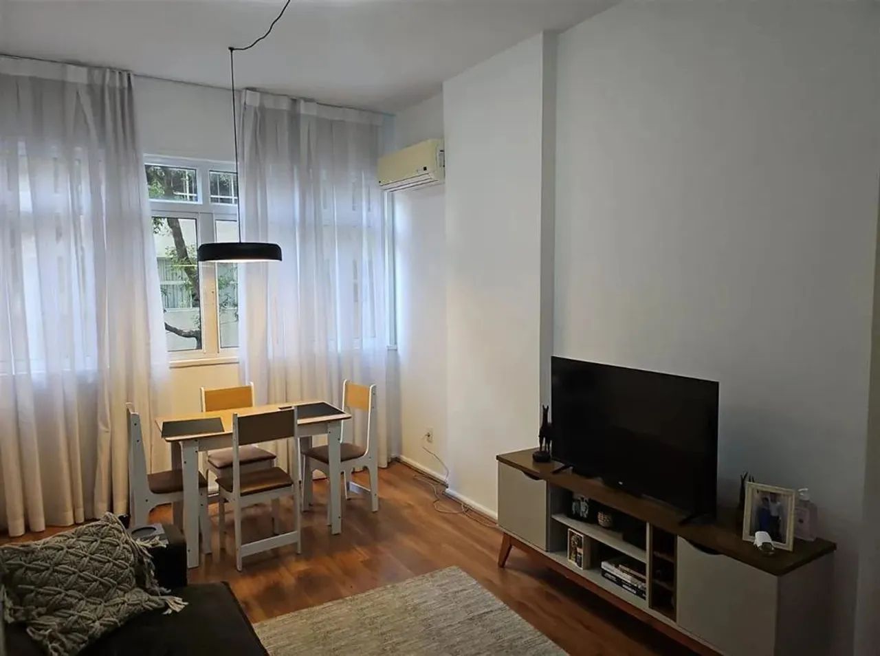 Tonelero - 02 Quartos - 70m2 - frente - Copacabana