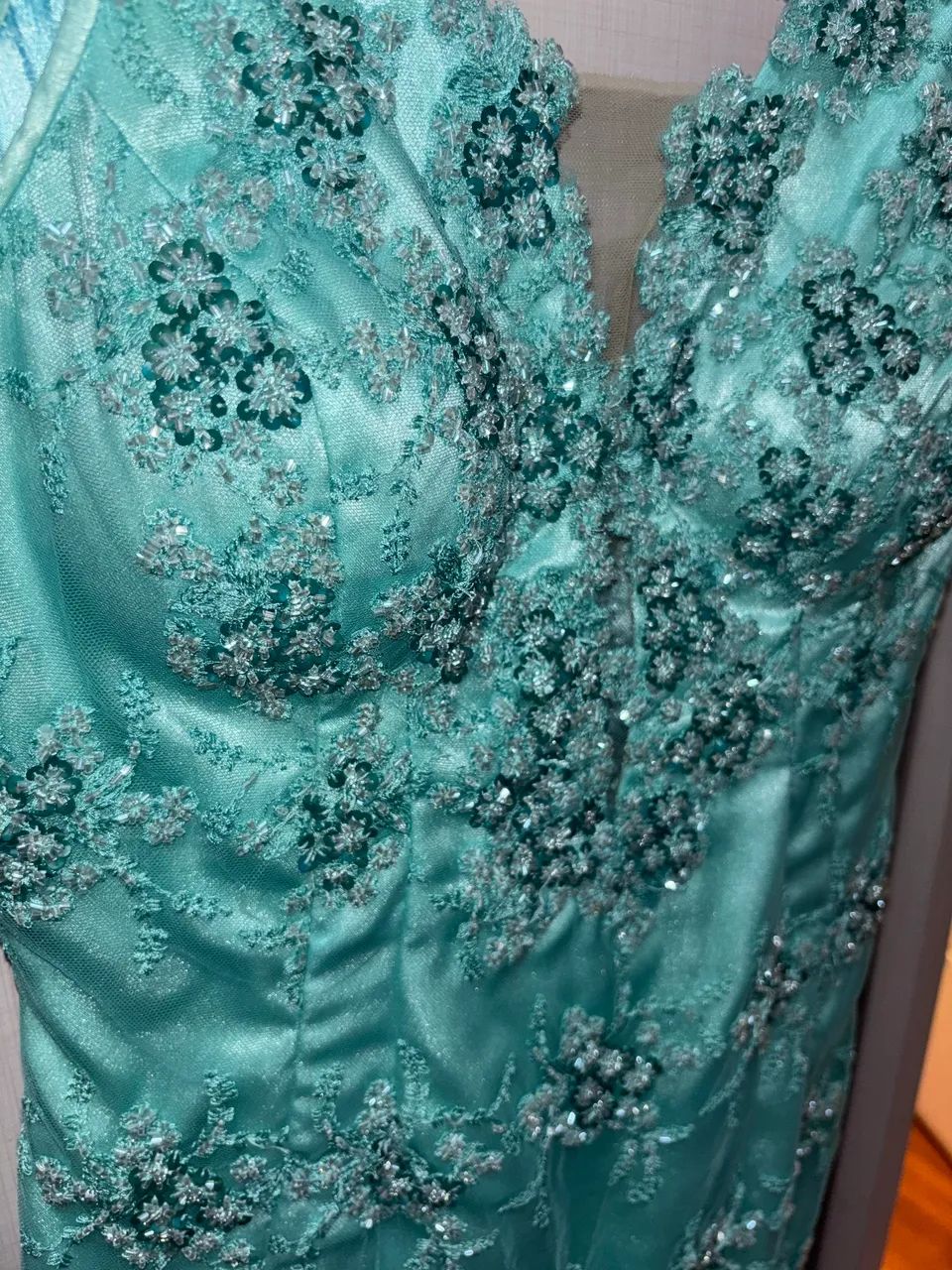 VESTIDO VERDE ÁGUA PEDRARIAS - Foto 3