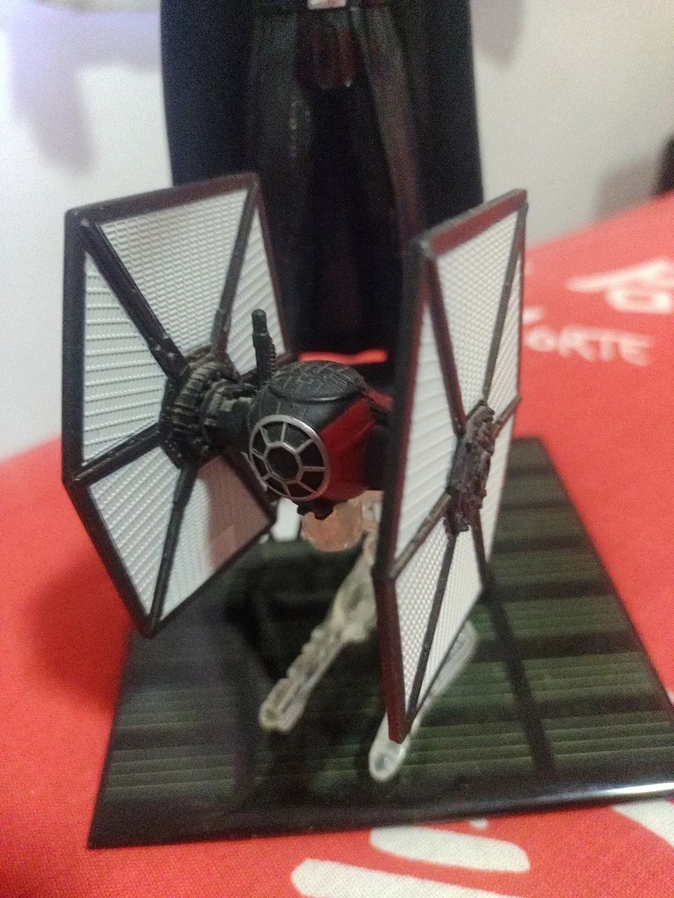 Miniaturas naves icônicas Star Wars  - Foto 2