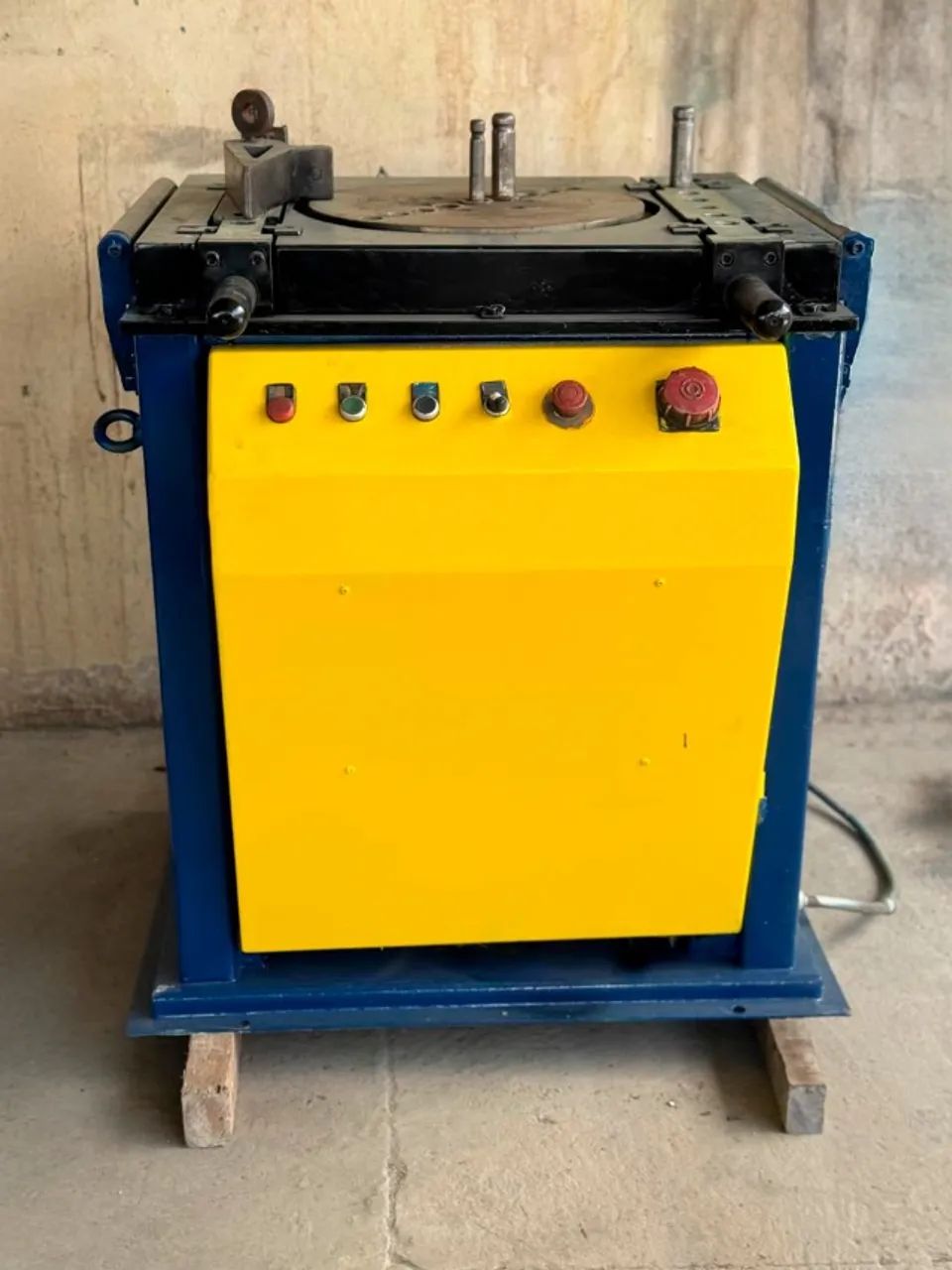 DOBRADEIRA DE BANCADA DHD 32MM - Foto 2