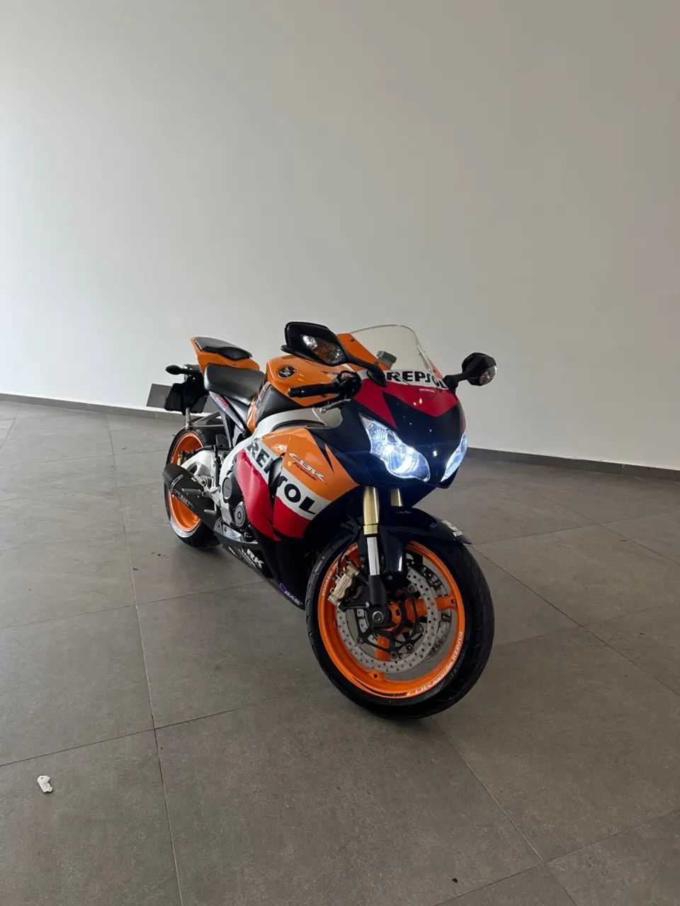 Cbr 1000rr Repsol - Foto 4