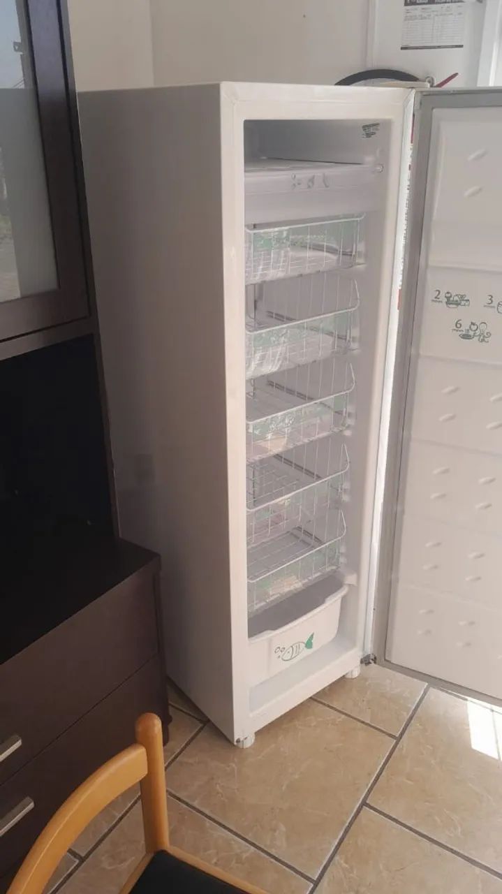 Freezer troco por geladeira  - Foto 2