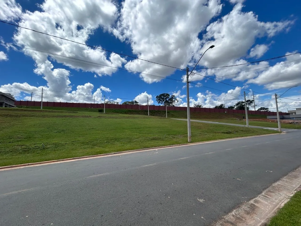 Lote / terreno Jardins Capri ( ÁGIO), 270m2 Apenas R$ 168.000,00