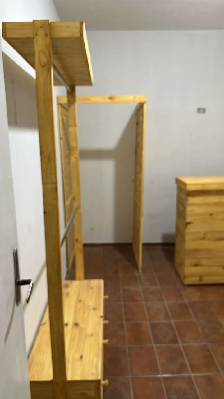 Loja balcão provador araras em pallets  - Foto 4