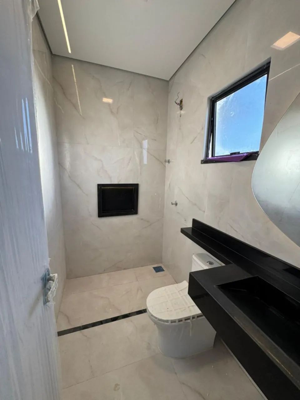 Casa plana com três SUITES  -Eusébio - 178m² - Foto 3