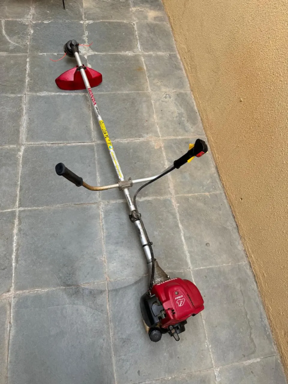 Aparador de Grama