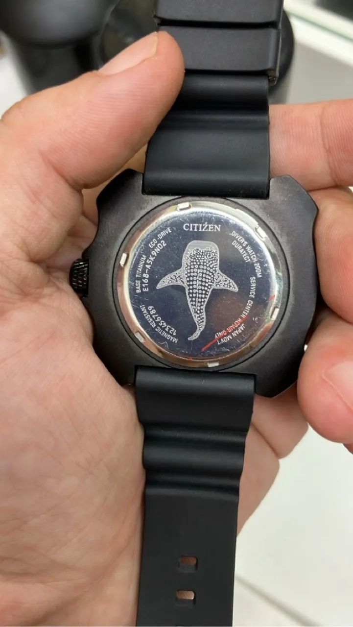 Citzen eco drive titânio 200 mts - Foto 6