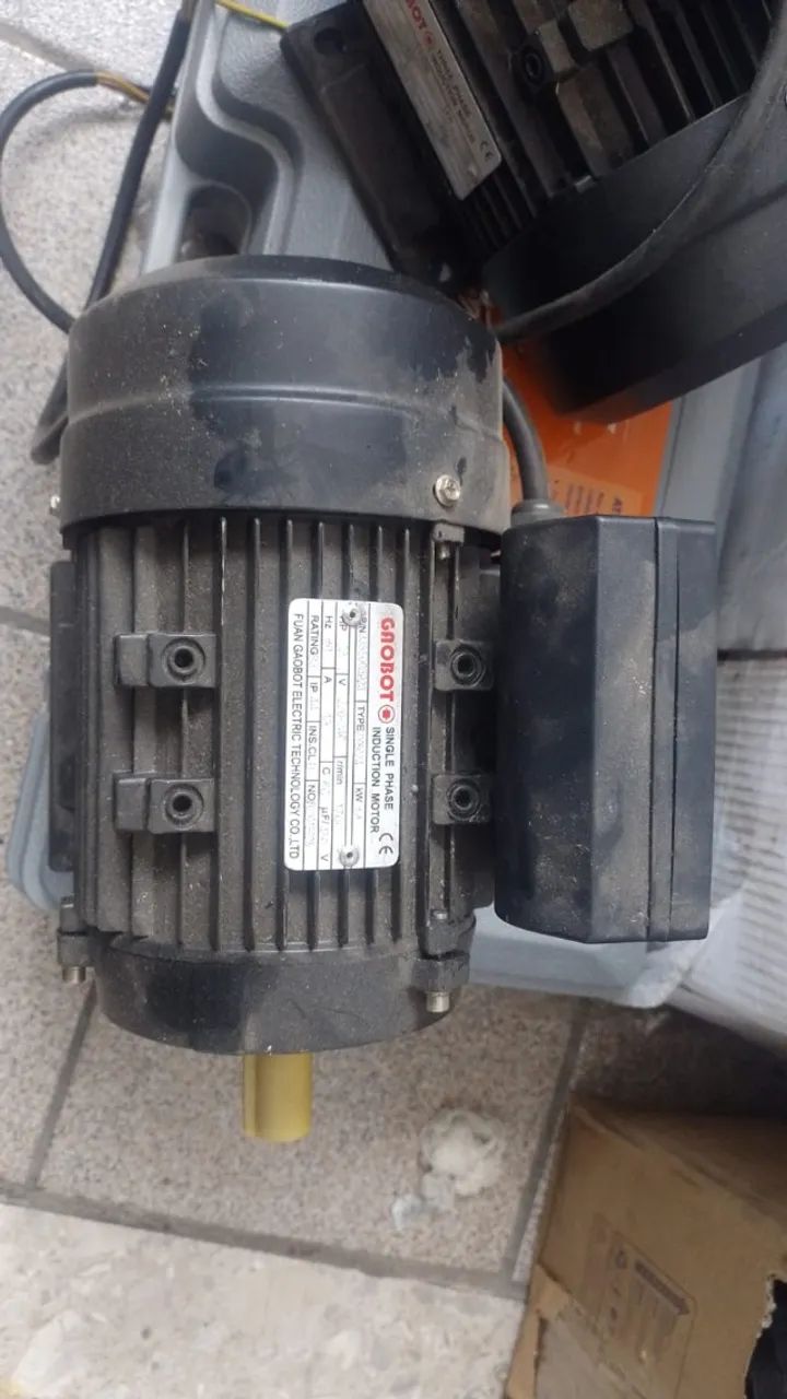 MOTOR 7,5 CV ALTA ROTAÇÃO REBOBINADO + 2 MOTORES NOVOS 1,5 CV BAIXA ROTAÇÃO MONOFASICO - Foto 4