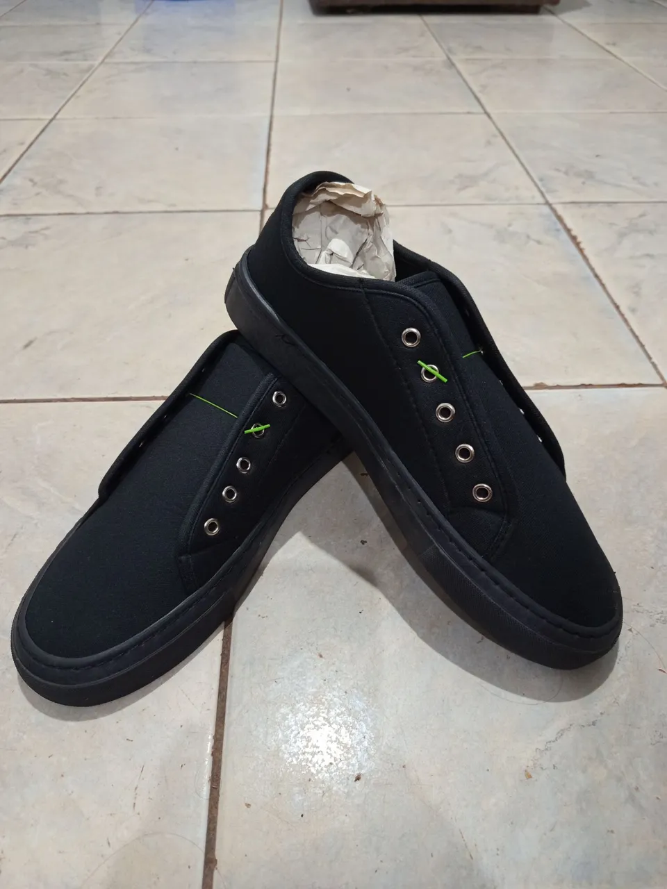 Tênis Preto Casual - Conforto e Estilo
