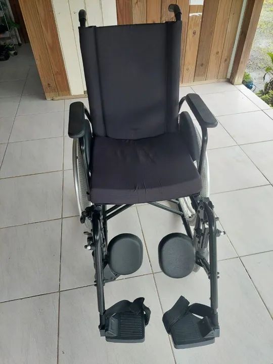 Cadeira de Rodas Ortomobil - Foto 3
