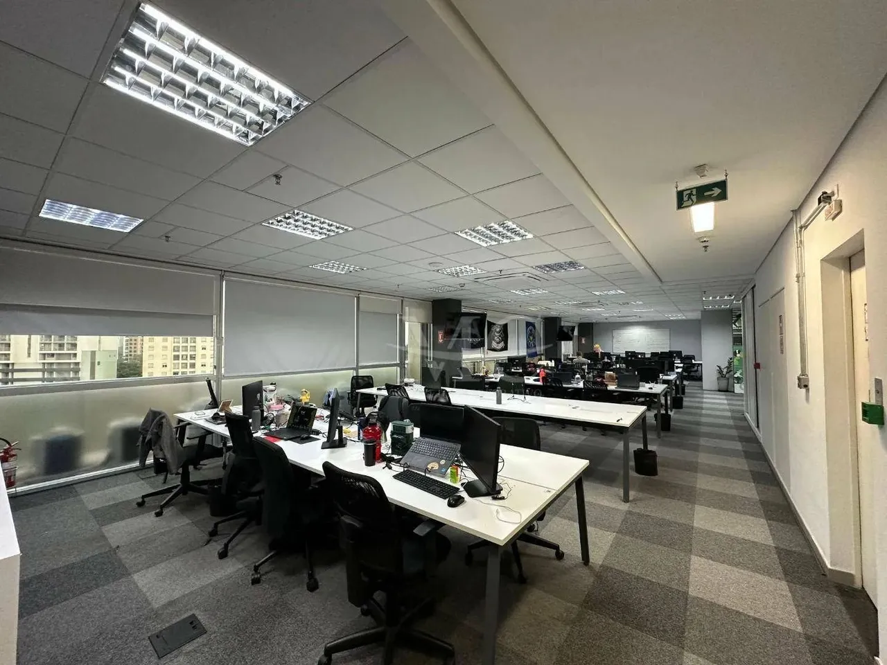 SALA MOBILIADA FARIA LIMA PINHEIROS