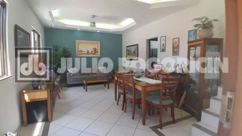 Ilha do Governador - Jardim Carioca - VENDA - Casa Duplex - 4 Quartos (Suíte) - Varanda -