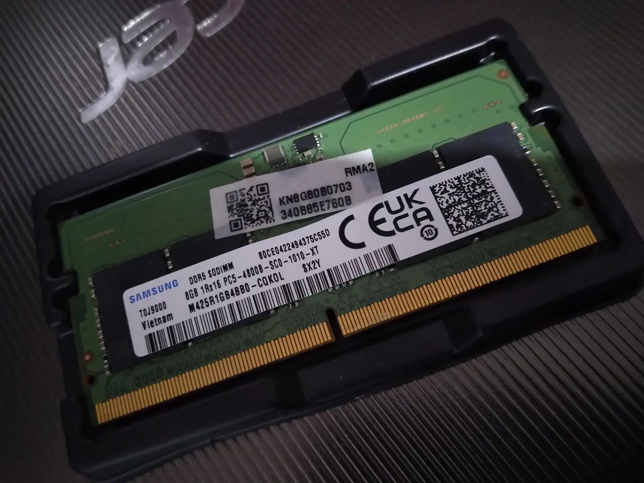 Samsung 8GB DDR5 Memory64317904879745120