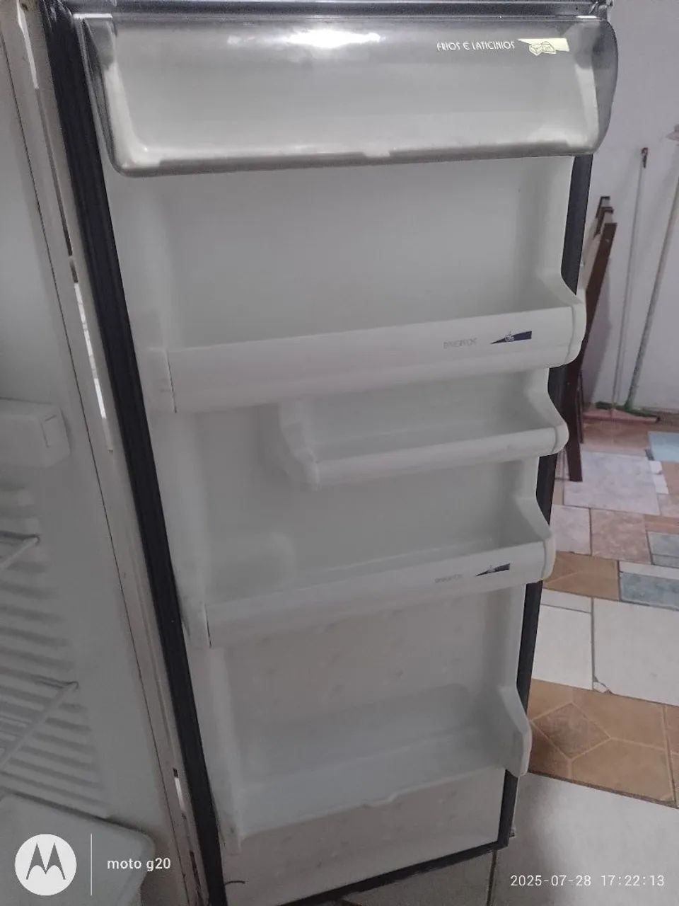 GELADEIRA CONSUL NÃO ENTREGO INFORMAÇÕES ABAIXO NA DESCRIÇÃO RETIRAR SITIO CERCADO  - Foto 4