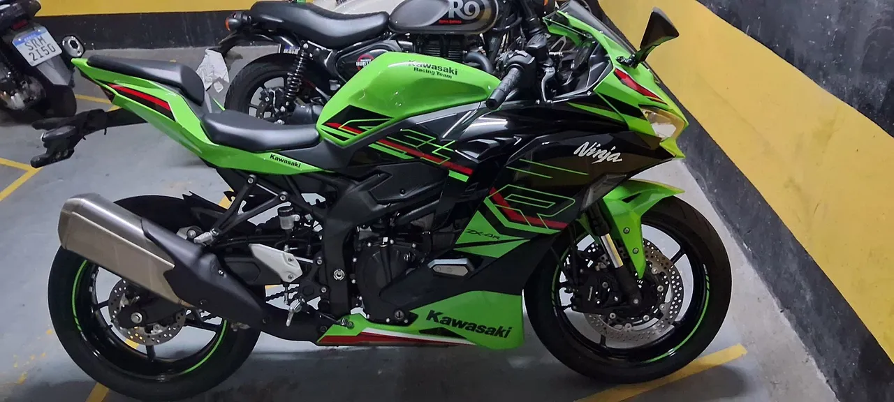 ほわほわ Motos Kawasaki Ninja Zx-4r no Brasil