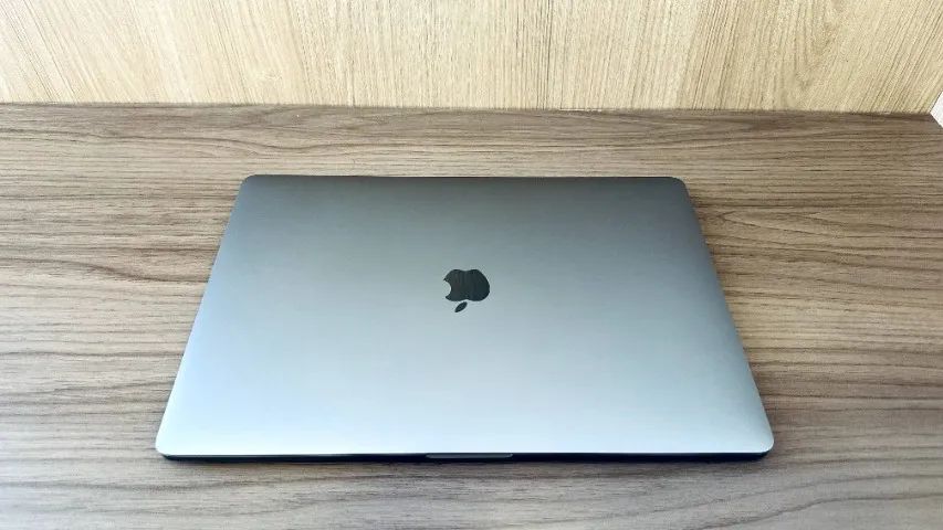  MacBook Pro, Core i9, 32 Gb Ram, 512 SSD, 15.4 Polegadas, Touch Bar, Touch Id - Foto 5