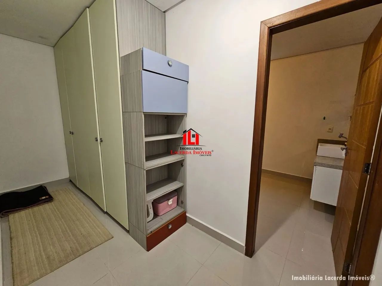 Ponta Negra Clube de Campo Casa Duplex Mobiliada com 5 dormitórios sendo 4 suítes 2 com cl - Foto 2