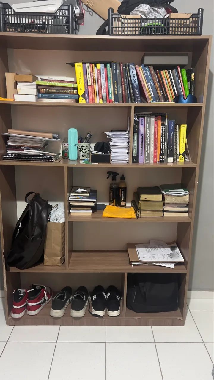 Estante de livros64573991232770120