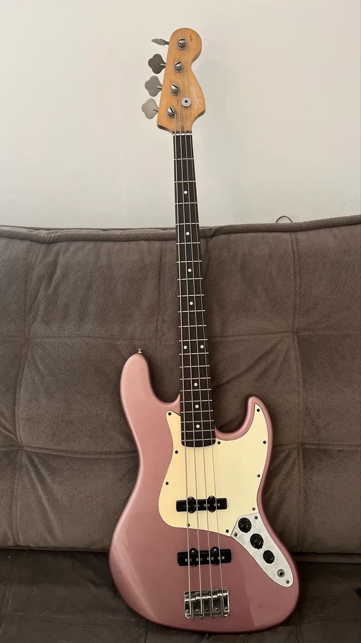 fender squier jazz bass