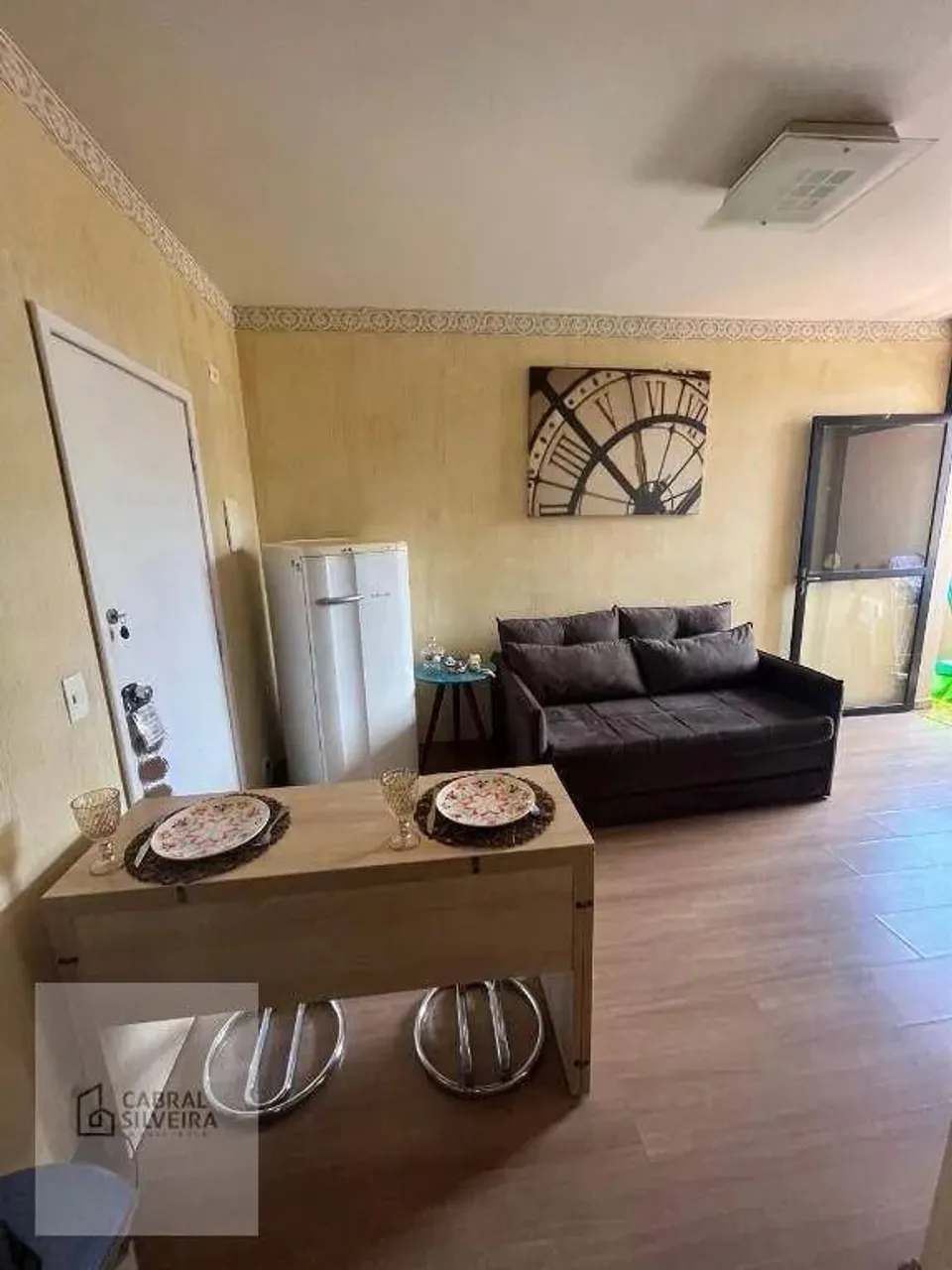 Studio com Varanda à Venda no Condomínio Moema Studium Av. Miruna