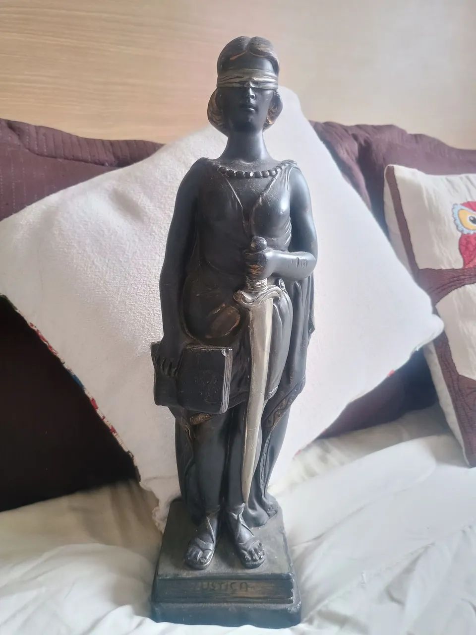 Estátua de Direito - Foto 2