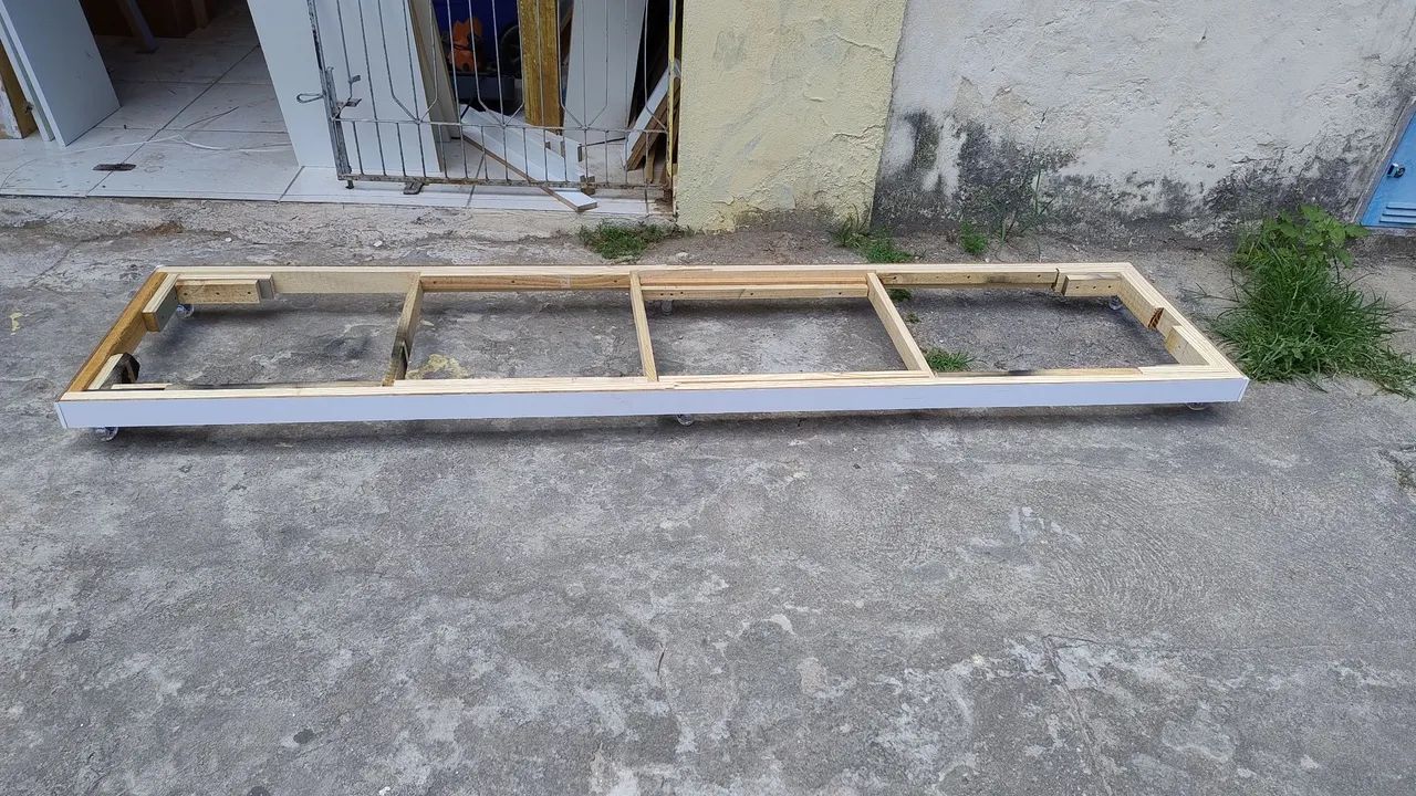 Base para guarda roupas 