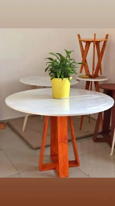 Mesa de Jantar em Madeira com Tampo Preto - Foto 2