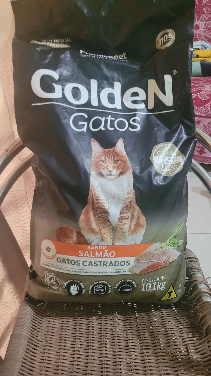Ração Golden Gatos Castrados Salmão 10,1kg