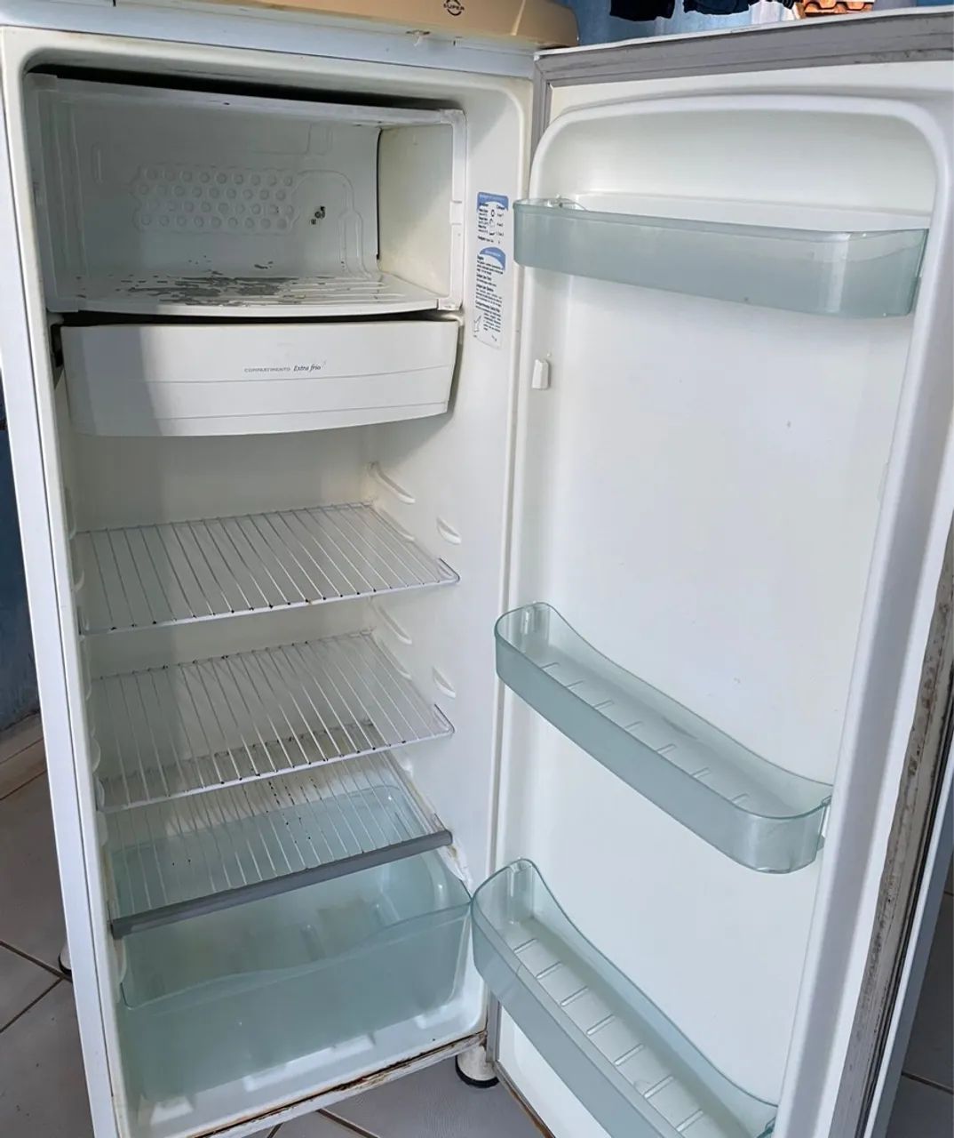 Geladeira Frost Free em ótimo estado