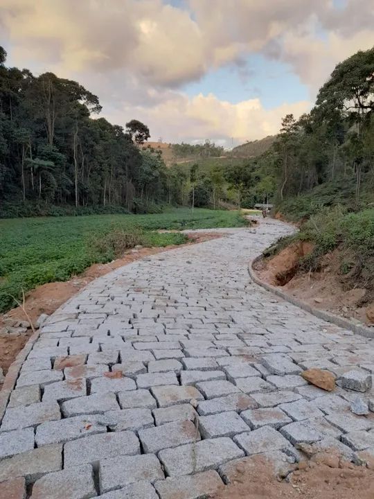 Pedras para calçamento. 