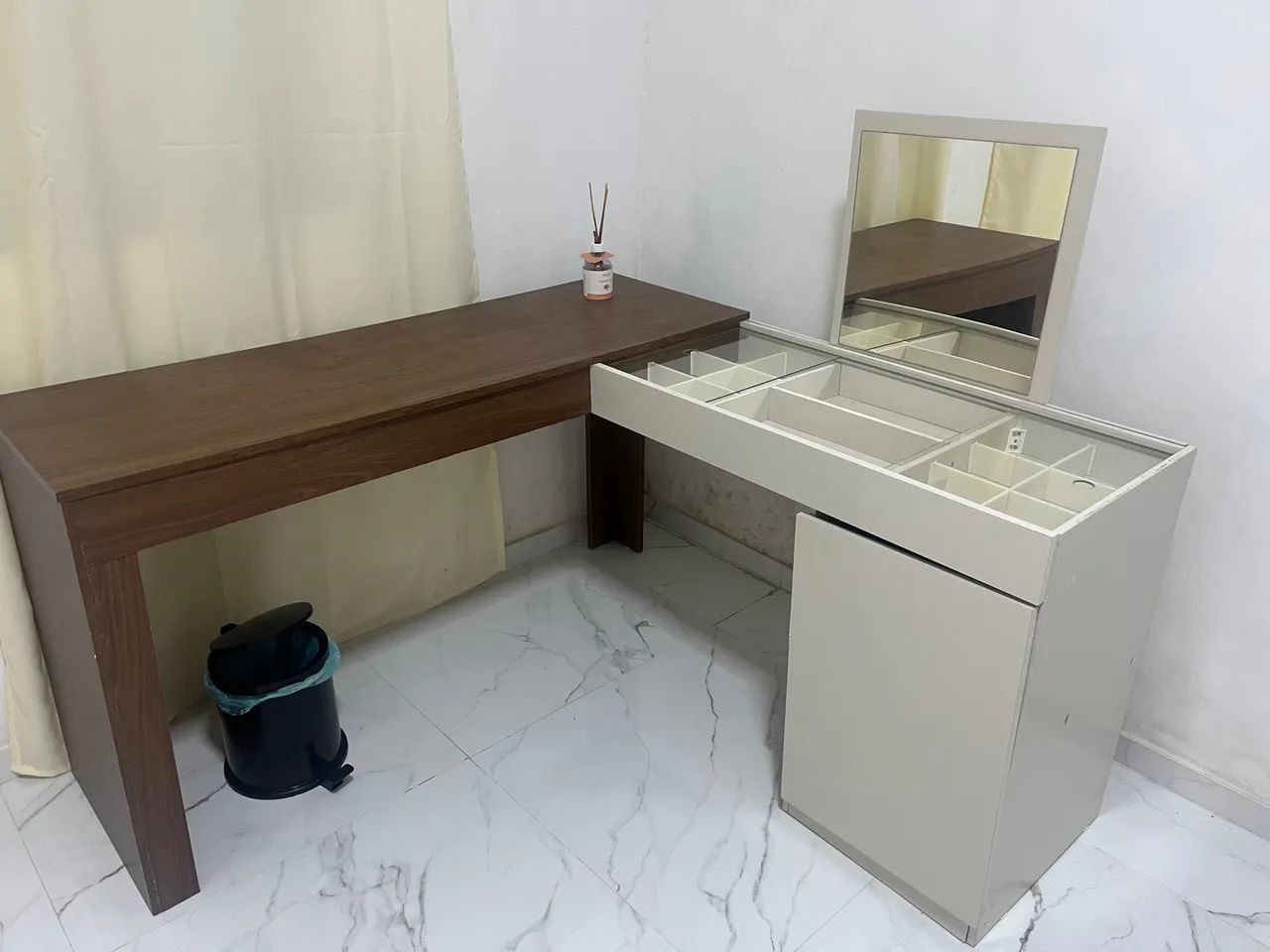 Penteadeira com Espelho