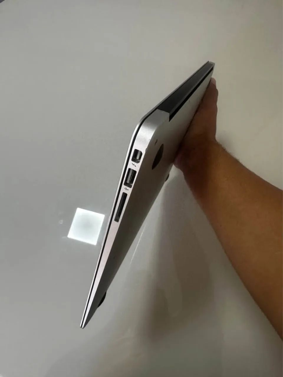 MacBook Air 2017 8gb ram 128gb ssd em perfeito estado - Foto 2