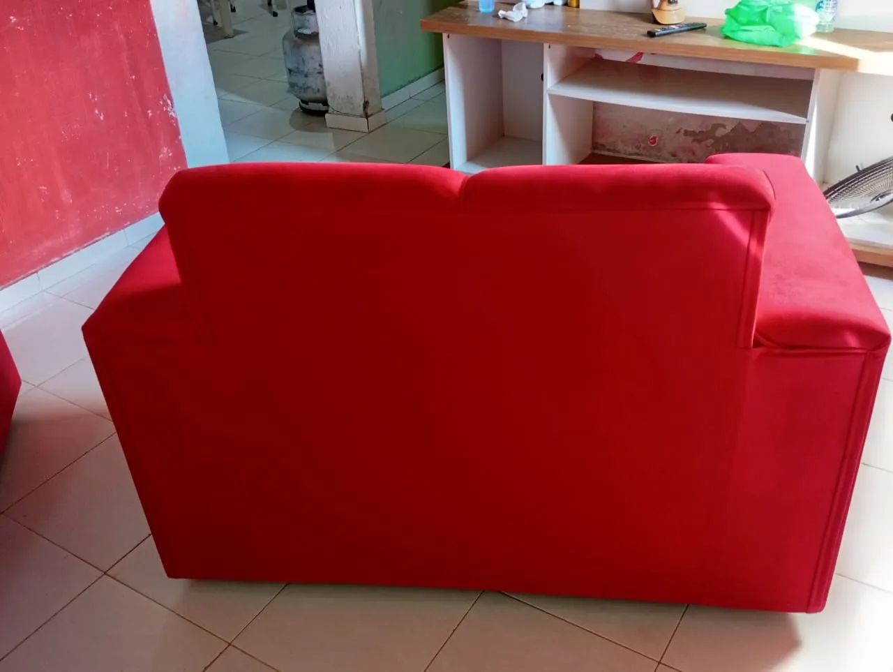 Sofá vermelho de 3 lugares - Foto 4