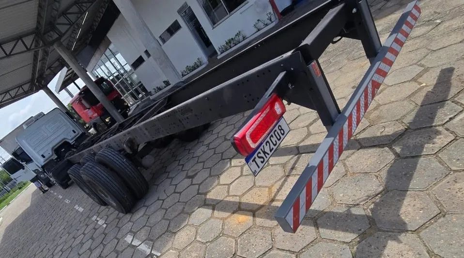 Vendo Atego 2433 - Foto 5