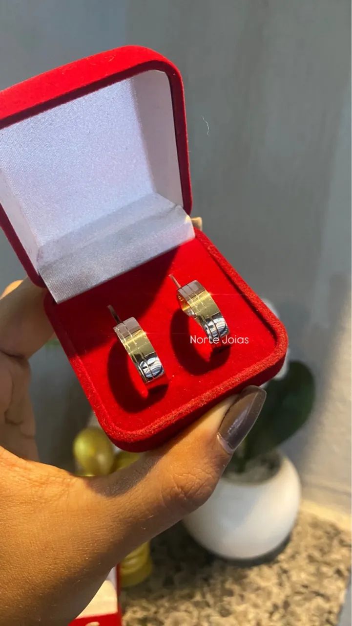 100% Moeda Antiga, Alianças de Compromisso, Casamento