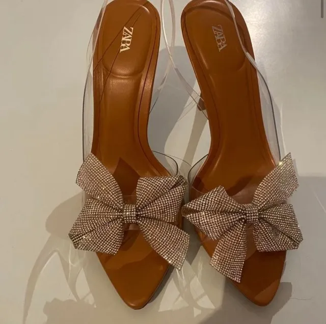 Salto Zara laço
