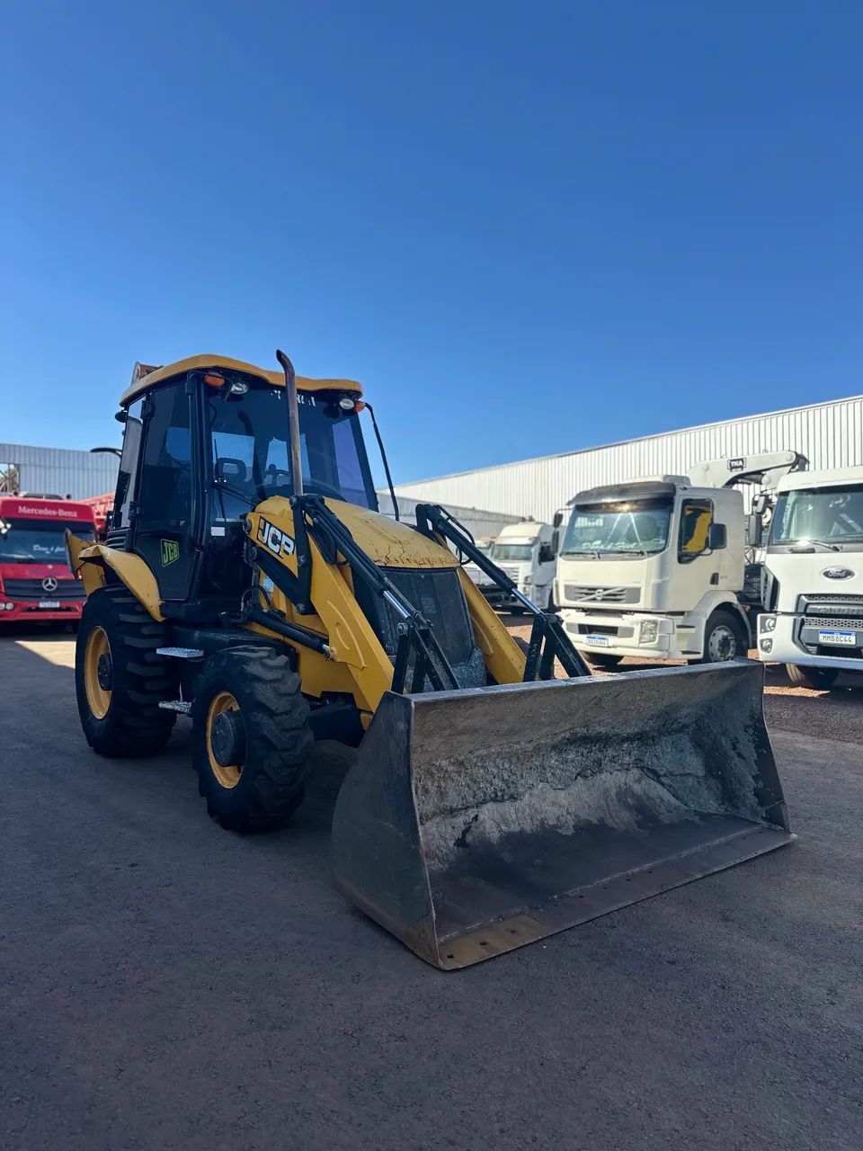 Retro escavadeira JCB 3CX 2016 4x4  - Foto 2